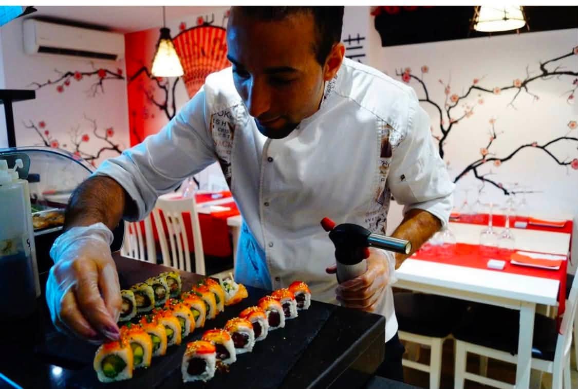 El trabajo profesional de Younes Ghouaghou Amzil